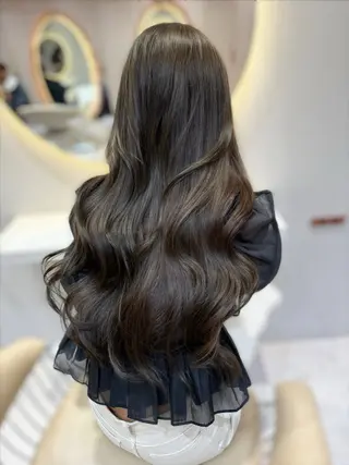 ロング カラー 透明感カラー🤎 中川智帆のヘアスタイル