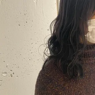 ミディアム カラー カジュアルを女っぽく 𝗮𝘆𝗮𝗰𝗼のヘアスタイル