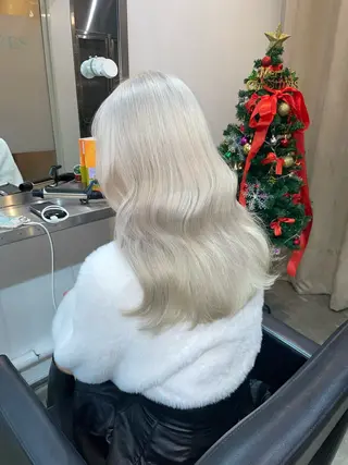 ロング カラー Je suis heureuse Miel所属・🐩艶カラー/ chisato🌙のヘアスタイル