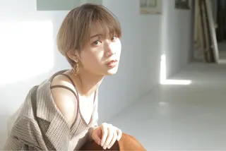 ショート カラー 保子 祐里香のヘアスタイル