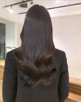 セミロング カラー 透明感/オリーブ/ グレージュ/YUKAのヘアスタイル