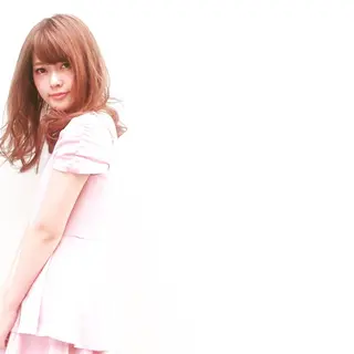 セミロング 縮毛矯正専門家 大桃史朗のヘアスタイル