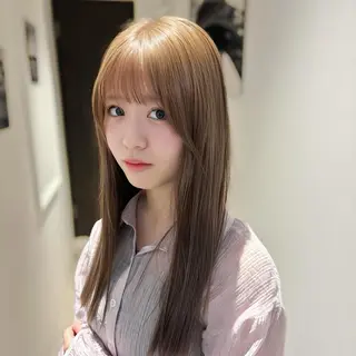 ロング カラー 🍒しの🍒 透明感カラー/カットのヘアスタイル