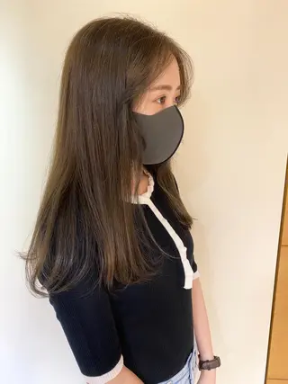 ロング カラー コマツリサ ROCCO eastのヘアスタイル