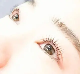 マツエク・マツパ cheerful eyelash&eyebrow所属・cheerful akagawaのマツエク・マツパデザイン