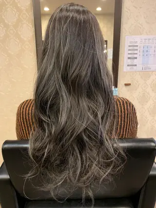 ロング カラー 勅使河原 裕生 Fiora大森のヘアスタイル