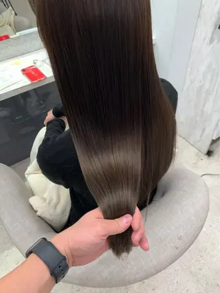 ロング 河内 大慎のヘアスタイル