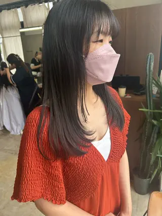 セミロング オリーブ/ ナカミネアキナのヘアスタイル