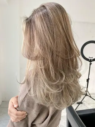 ロング カラー パーマ ヘアアレンジ メンズ キッズ ネイル マツエク・マツパ アイブロウ 韓国風×透明感カラー 髪質改善オタベシンヤのヘアスタイル
