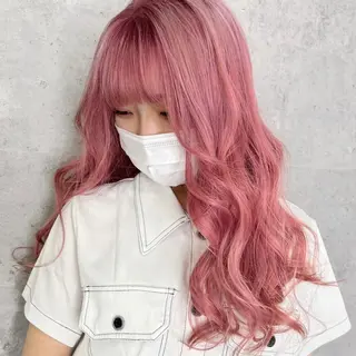 ロング カラー シールエクステ特化 ハイトーン、NANAのヘアスタイル