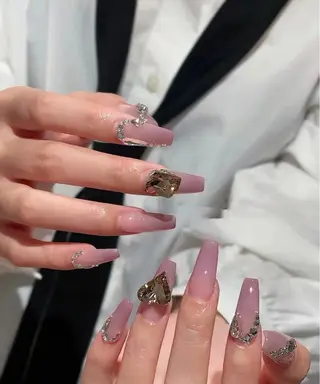 ネイル Luna Riseのネイルデザイン