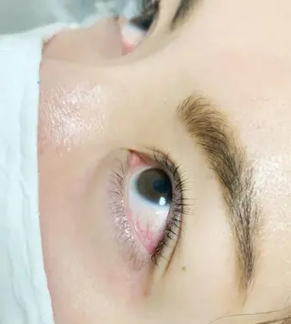 マツエク・マツパ ラルース所属・ラルース ヘアのマツエク・マツパデザイン