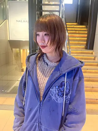 ミディアム カラー つぼみ/パーマ ／レイヤー／ボブのヘアスタイル