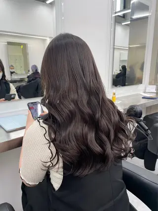 セミロング カラー ヘアアレンジ 🪞［公式］ UNITED横浜🪞のヘアスタイル