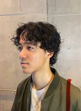 パーマ メンズ CREA相武台前所属・メンズ特化美容師⭐ ナツのヘアスタイル
