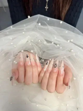 ネイル 渋谷T&B りお ロング無制限中💫のネイルデザイン