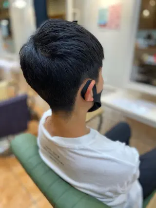 ショート メンズ 生駒市デザインカラー /浜中美奈のヘアスタイル
