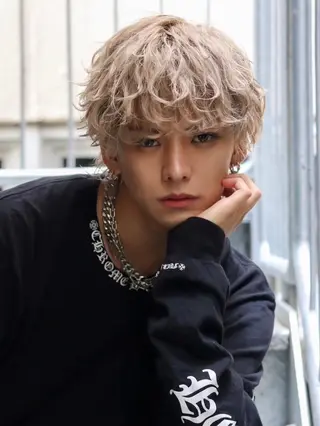 メンズ men'sカット.パ ーマHIKARI🐥のヘアスタイル