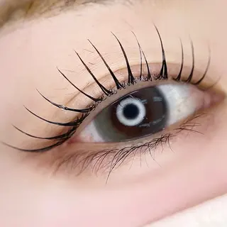 マツエク・マツパ kerria所属・杉田 山吹のマツエク・マツパデザイン