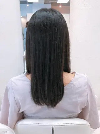 ミディアム 阿部 美咲のヘアスタイル