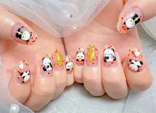 ネイル マジックミラー所属・マジック ミラーのネイルデザイン