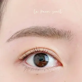 マツエク・マツパ アイブロウ la kaori secretの眉毛・アイブロウイメージ