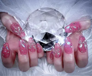 ネイル She   Nail所属・ISA_ BELLAのネイルデザイン