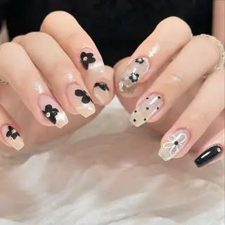ネイル yuka🩶 渋谷.表参道Nailのネイルデザイン
