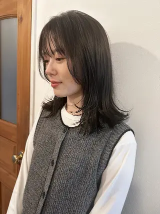 ミディアム 【pejite】 Hinanoのヘアスタイル