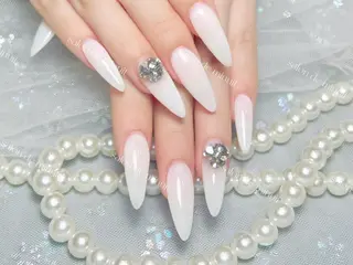 ネイル Momo 🤍のネイルデザイン