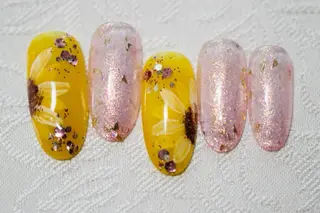 ネイル ママリンド　志村坂上店所属・しみ えんのネイルデザイン