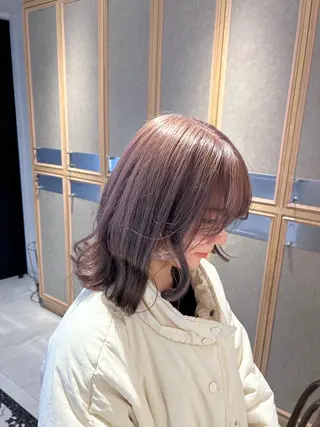 カラー miko🪽地毛風/ ハイトーン/レイヤーのヘアスタイル