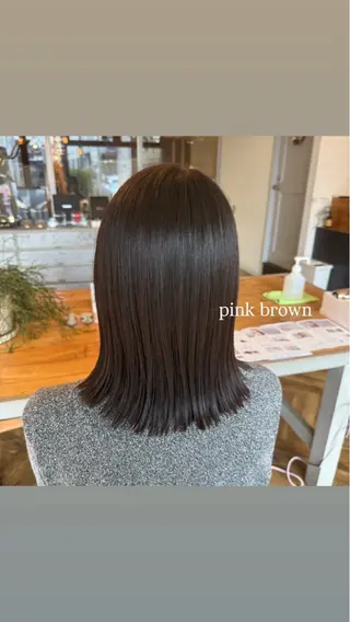 ミディアム カラー ヘアアレンジ 飯島 美海のヘアスタイル