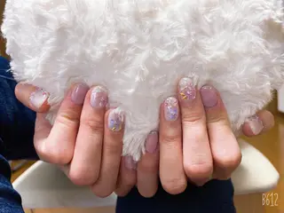 ネイル The Best Beauty受付担当のヘアスタイル