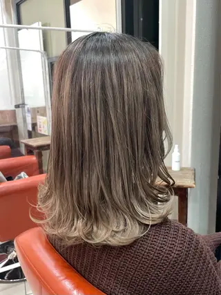 ミディアム カラー 井上 武輝のヘアスタイル