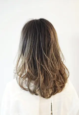 ミディアム カラー salon m ni サロンマーニ所属・久保田 一のヘアスタイル