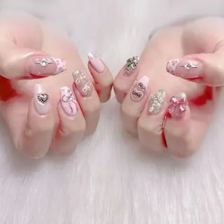 ネイル Mari 🎀六月移転のネイルデザイン