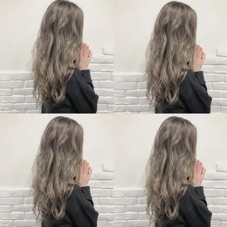 ロング カラー 韓国レイヤーカット/ 儚げカラーチナツのヘアスタイル