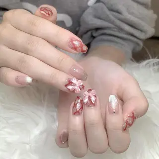 ネイル ヒユ ヒヨリのネイルデザイン