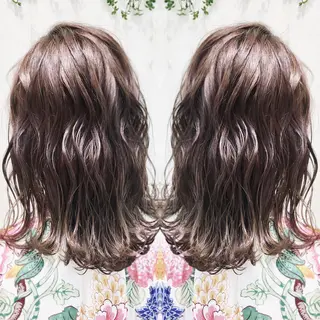 ミディアム カラー N° jillva ♦️川端裕司♦️のヘアスタイル