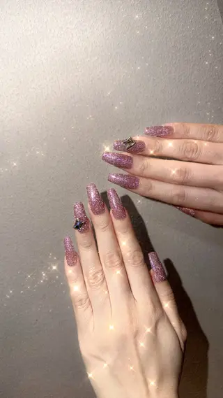 ネイル nailsalon moe.所属・yume 大人かわいいネイルのネイルデザイン