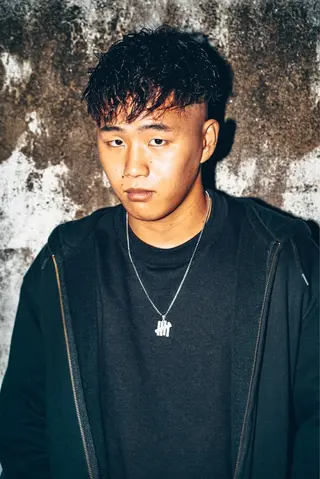 ショート パーマ メンズ 津田 祐岐のヘアスタイル