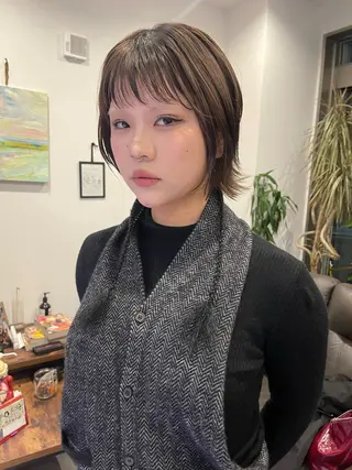 ミディアム カラー ヘアアレンジ アトム/ウルフ パーマ/レイヤーのヘアスタイル