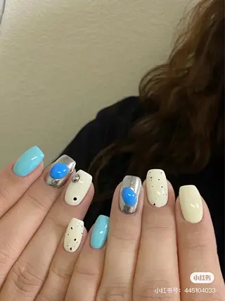 ネイル More Glam渋谷店のネイルデザイン