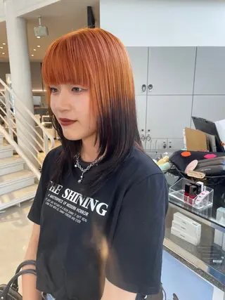 ミディアム カラー tomo🍒パーマ ハイトーン似合わせのヘアスタイル