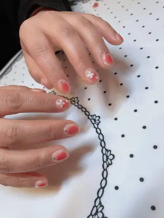 ネイル アロマビューティー カオリのネイルデザイン