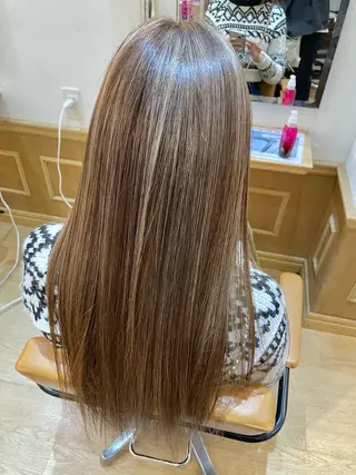 ロング ✨シルクストレート✨ 美髪髪質改善Yukiのヘアスタイル