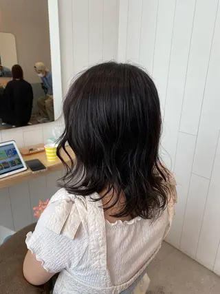 セミロング Re:berta所属・エリア唯一🌈ᵕ̈* 派手髪モリヤ🌺のヘアスタイル