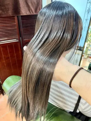 ロング カラー 石井 佑樹のヘアスタイル