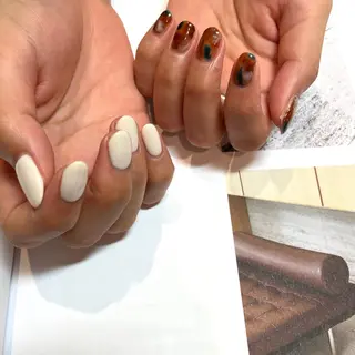 ネイル anyora nail salon所属・大人ワンホン キラキラ/Ayanoのネイルデザイン
